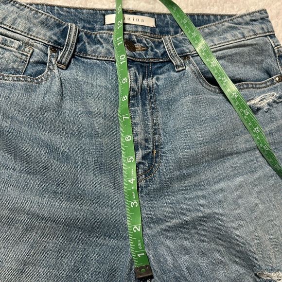 Mom Jean - Picture 8 of 8